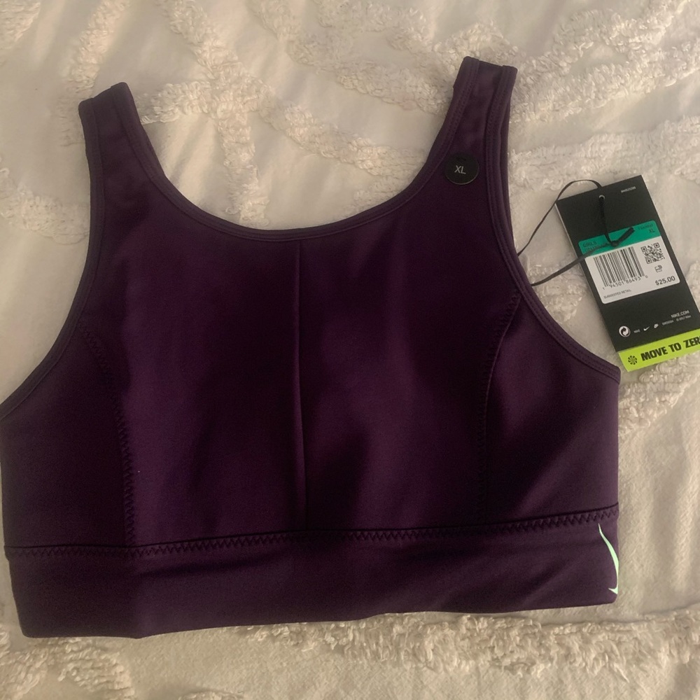 NWT NIKE SPORTS BRA YOUTH XL